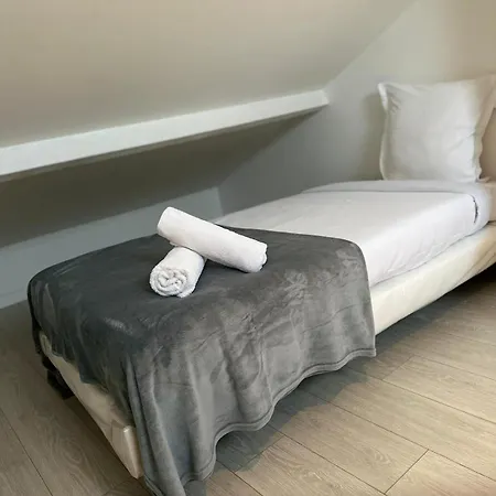 Cosy Proche Paris Appartamento *